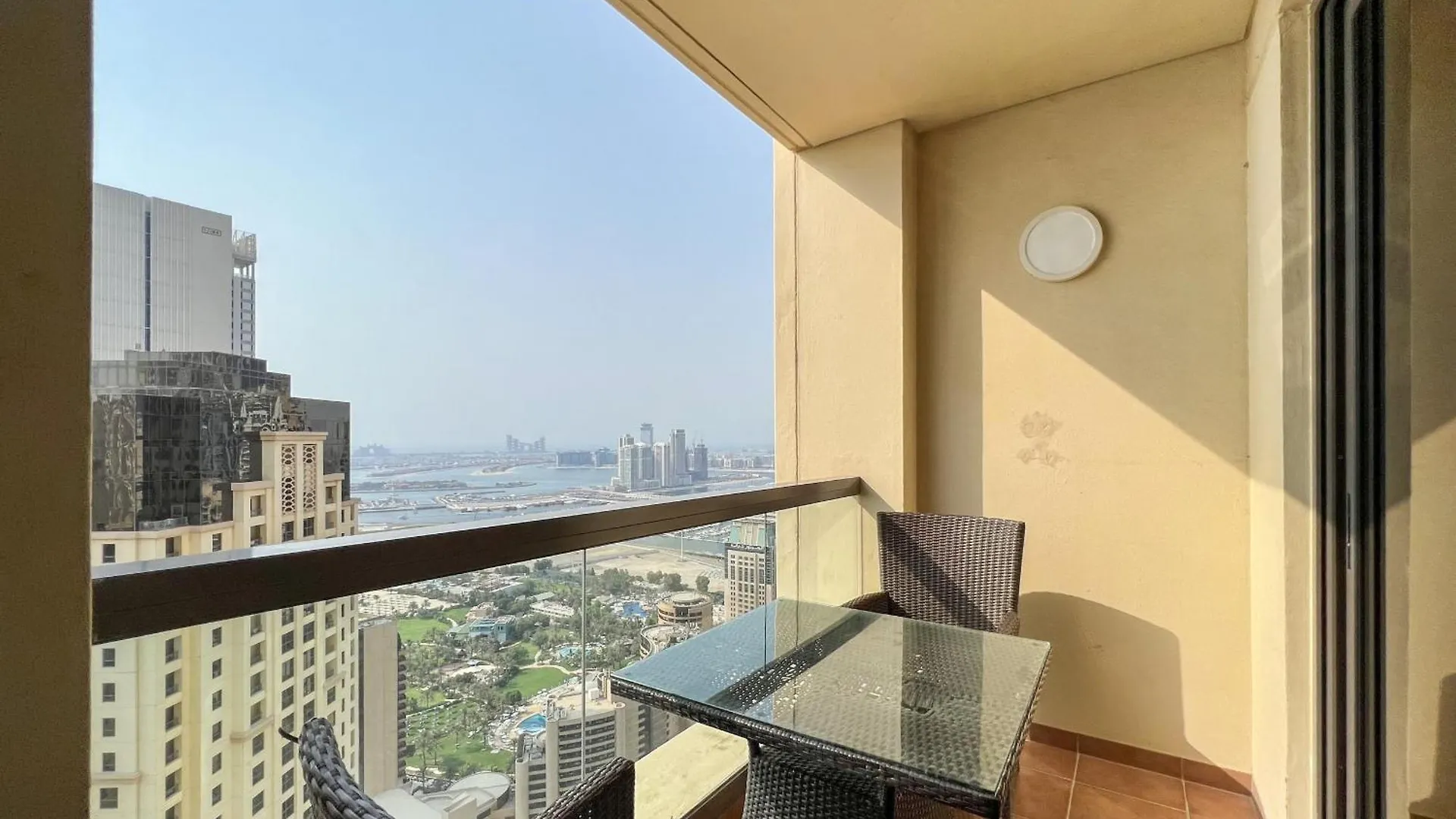 Apartment Stunning Marina & Sea View 4 Bedroom Apartment, Murjan 6 Jumeriah Beach Dubai